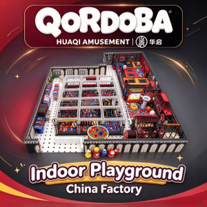 Área de juegos interior personalizada con deportes de realidad aumentada y trampolines para un divertido espacio de entretenimiento familiar