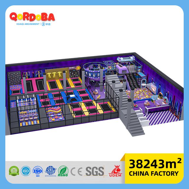 Soluciones Qordoba Indoor Trampoline Park para centros de entretenimiento familiar