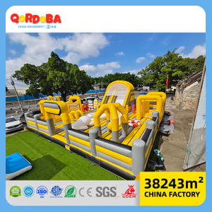 Parque animoso inflable de membrana de aire con equipo de tela de PVC ecológico para patio interior