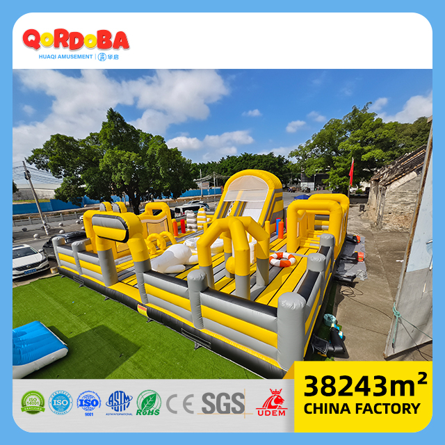 Parque animoso inflable de membrana de aire con equipo de tela de PVC ecológico para patio interior