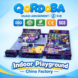 Área de juegos interior punk personalizada con recorridos de cuerdas y aventuras en tirolesa para lugares de entretenimiento comerciales