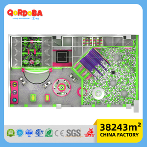 Parque de atracciones infantil comercial con carrusel para entretenimiento familiar en el parque infantil